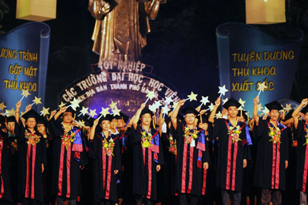 Để không lãng phí nhân tài ảnh 1